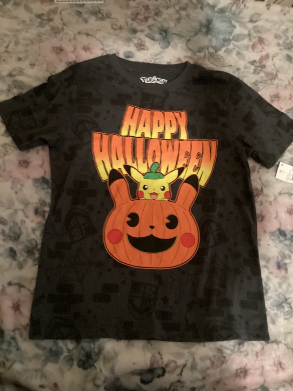 New Halloween Pokemon Children’s TShirt- large